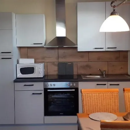 Neu! Rustica Apartment